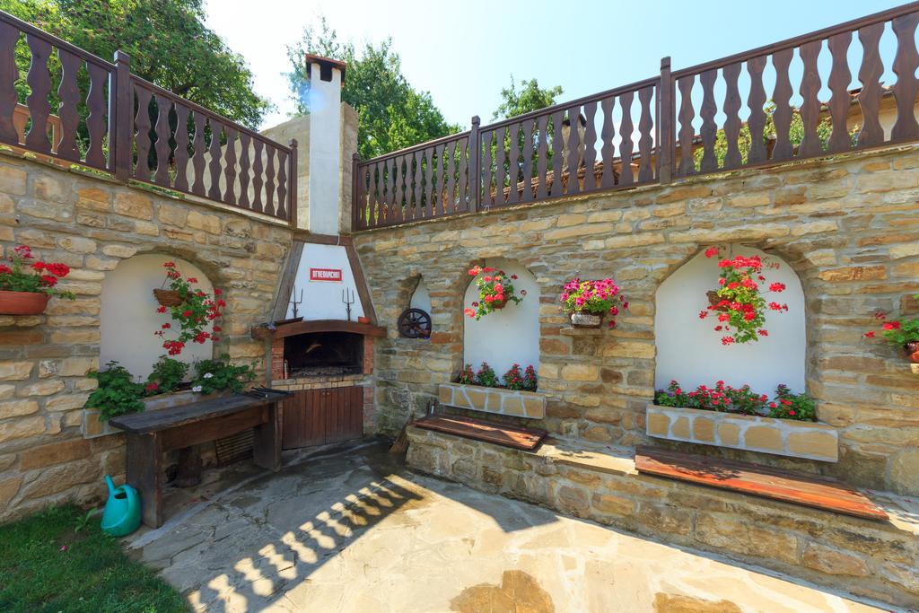 Chamurkov Guest House Veliko Tŭrnovo Eksteriør bilde